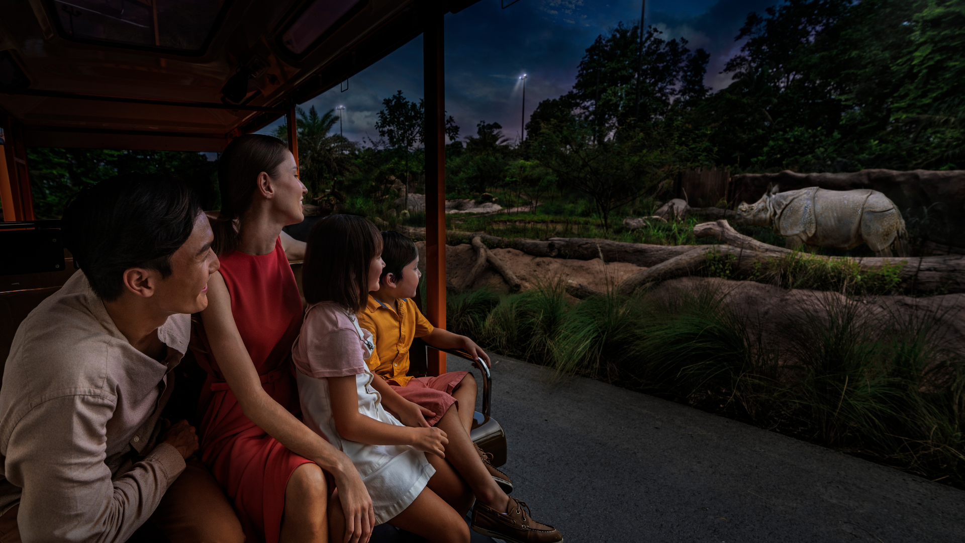 Stay at Mandai Rainforest Resort by Banyan Tree and discover the wild after dark at Night Safari. 